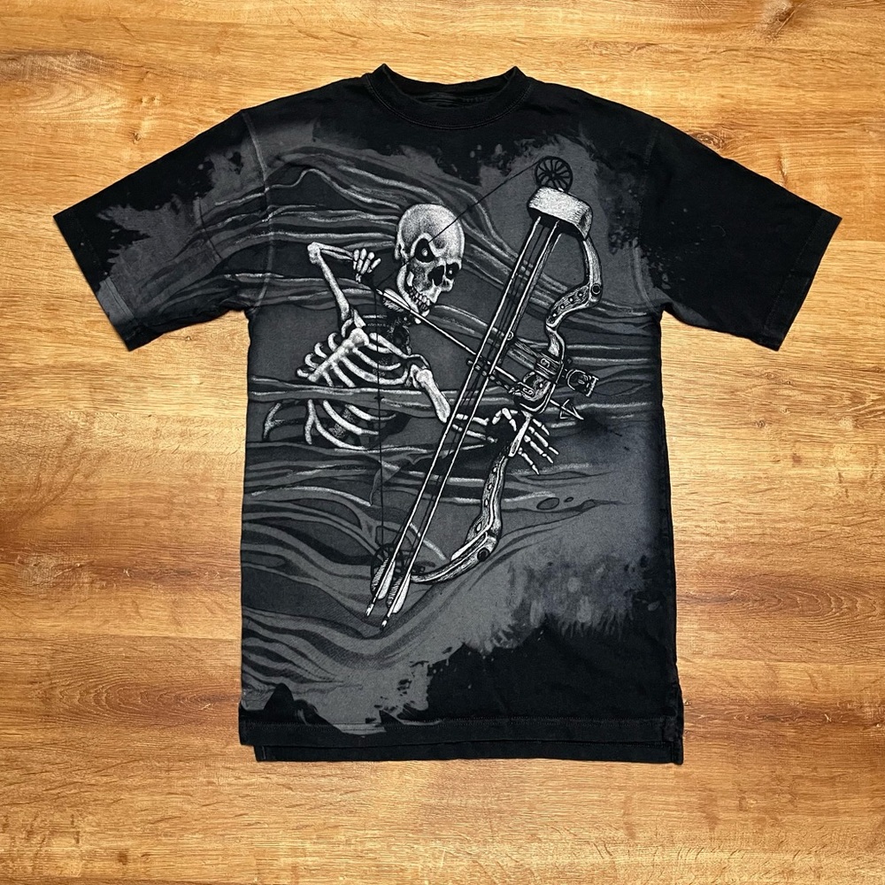Graphic tee - Picture 2 of 4